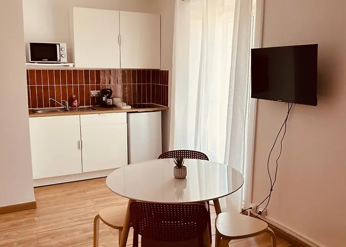 Le Nid Des Salins - & Terrasse הייר